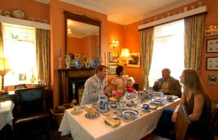 Accommodation dining room